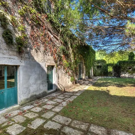 Farm stay Tenuta Sant'andrea Muro Leccese